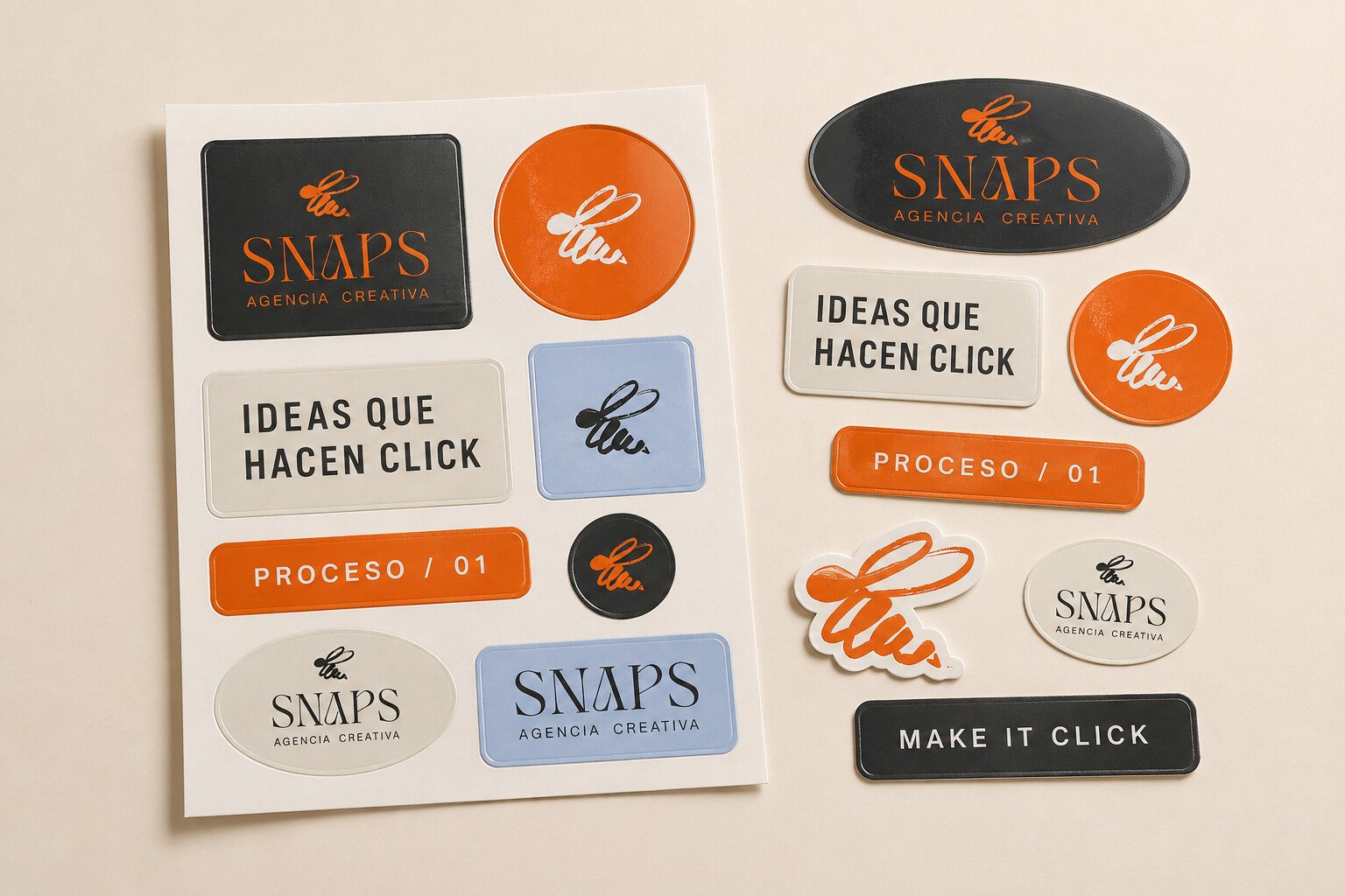 Plancha de pegatinas con los lemas de la agencia