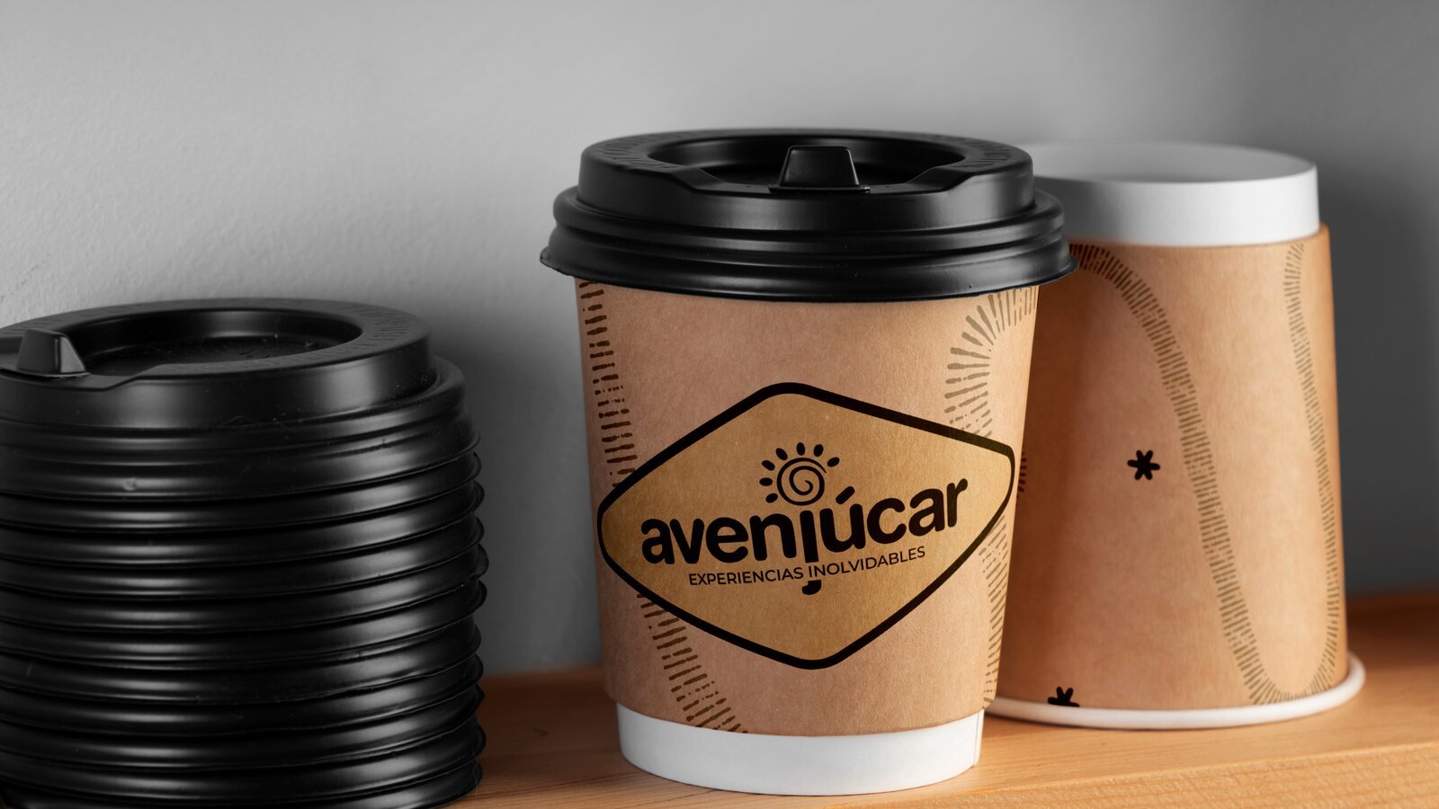 Vasos de café take away de Avenjúcar
